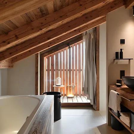 Chalet Enigma *